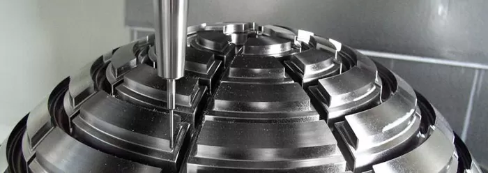 Processo di Lavorazione CNC Processo di Lavorazione CNC