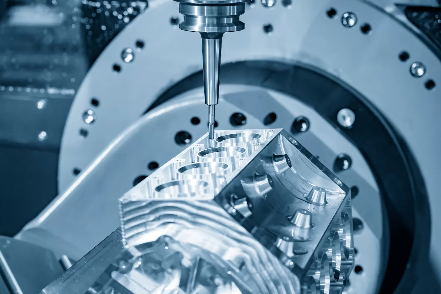 Precisione della lavorazione CNC Precisione della lavorazione CNC