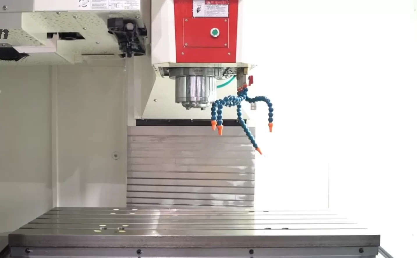 macchina CNC verticale macchina CNC verticale